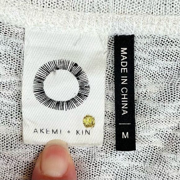 Akemi + Kin Anthropologie Asymmetrical Lightweight Tunic Sweater Medium - Picture 8 of 10